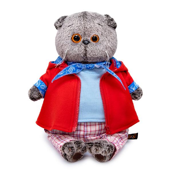 в красной куртке и брюках в клетку