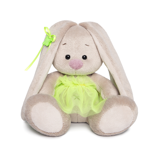 в ярко-зеленой юбочке «фонарик»