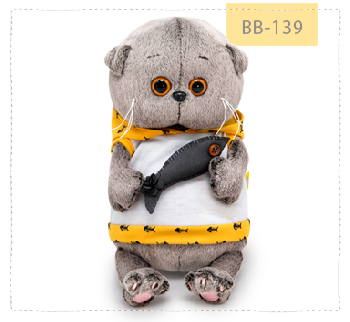 в худи без рукавов и с рыбкой