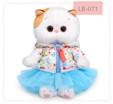 в стеганой курточке