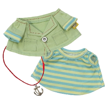 Футболка в полоску и светло-зеленый пиджачок