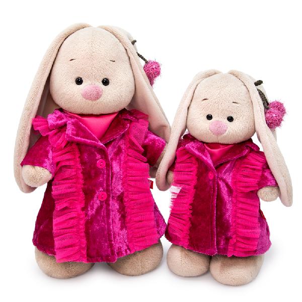 в бархатном пальто