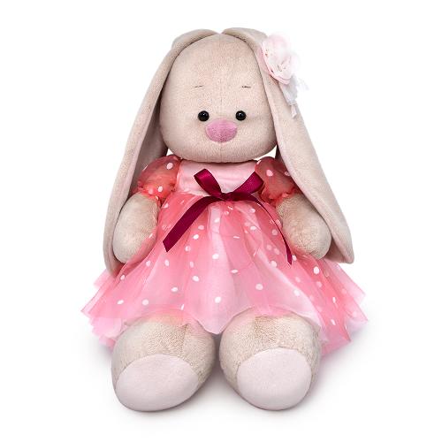 большой в пышном платье