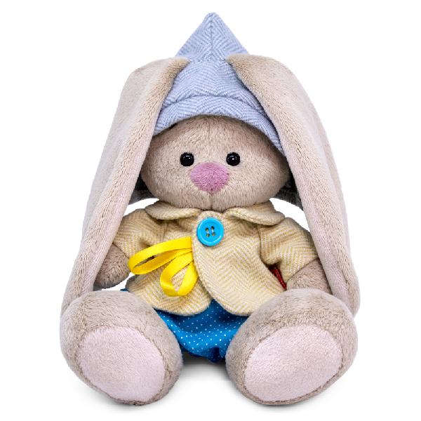 в твидовом костюме с шортиками