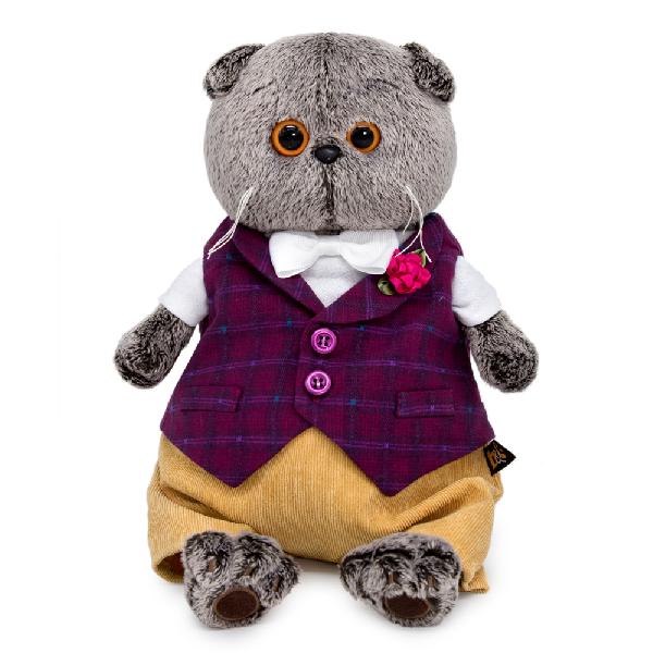 в бордовом жилете с розочкой