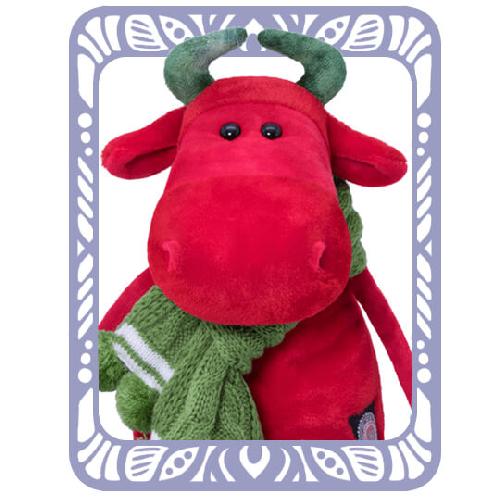 Карлос в вязаном шарфе