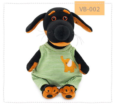 в комбинезоне