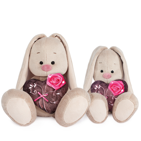 с коричневым сердечком с розочкой