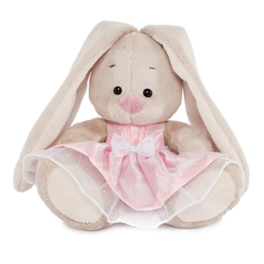 в розовом платье