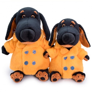 в меховом пальто