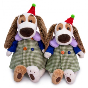 в комбинированном пальто