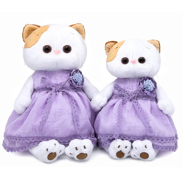 в лавандовом платье