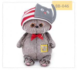 в шапочке с котиком