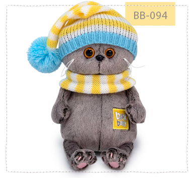 в вязаном колпаке