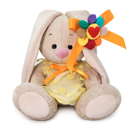 в платье с семицветиком