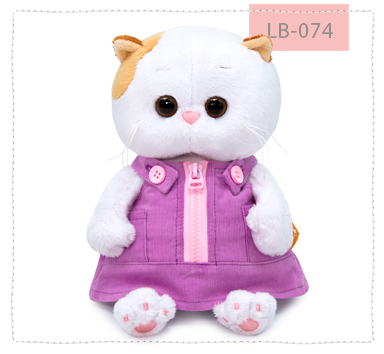 в вельветовом сарафане