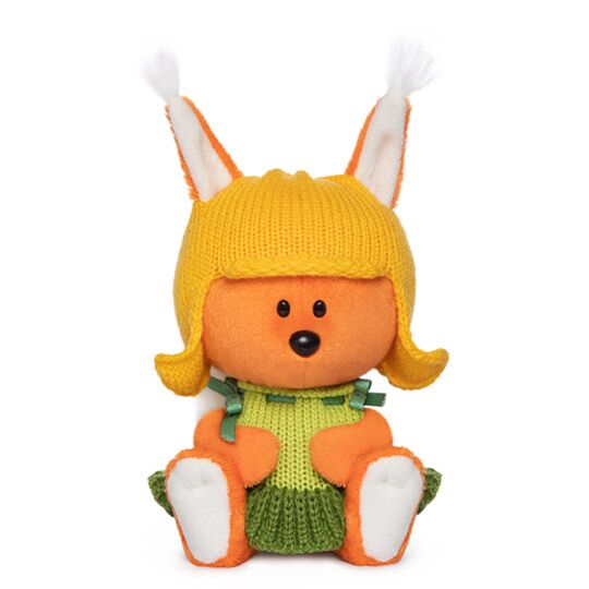 Белка  Бика в шапочке и платье