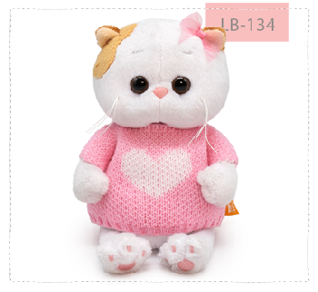 в свитере с сердцем