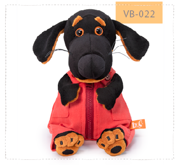 в вельветовом комбинезоне