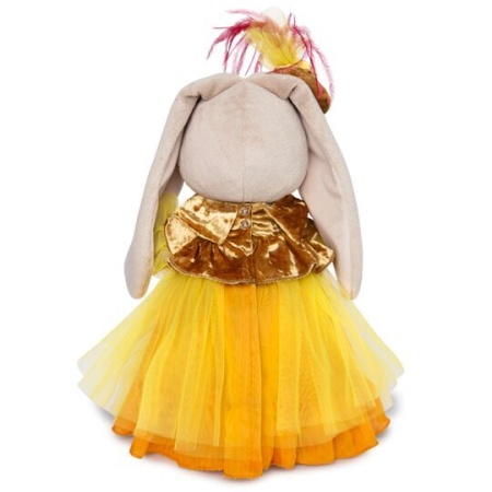 барышня в янтарно-золотом