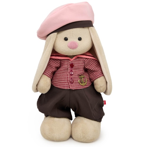 в матросском костюме