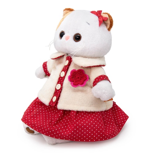 в мягкой курточке и юбке