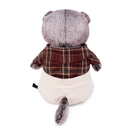 в рубашке и вельветовых брюках