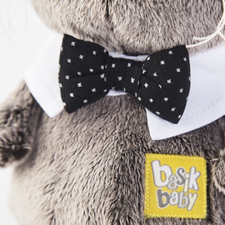 в воротничке