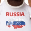 в футболке с принтом "Россия"