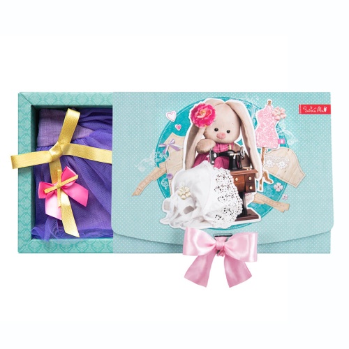 Фиолетовое платье