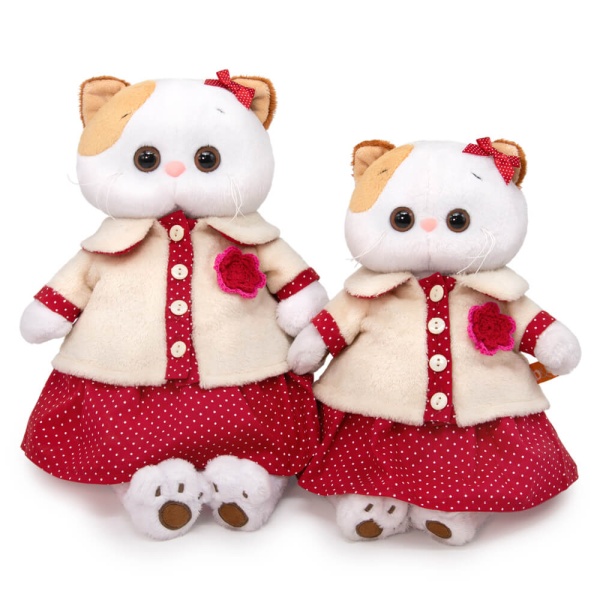 Ли-Ли в мягкой курточке и юбке