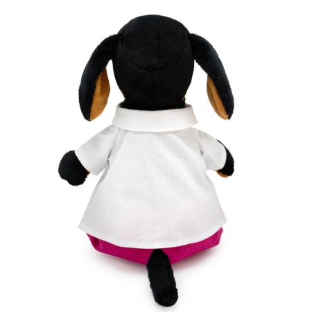 в белоснежной рубашке