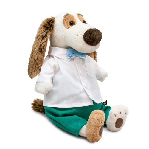 в белоснежной рубашке