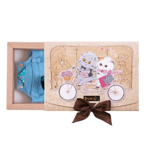 Голубой комбинезон с розочкой