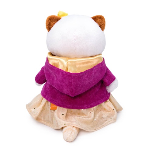 в куртке с пчелкой