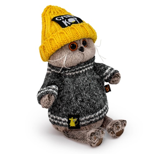 в вязаном комплекте