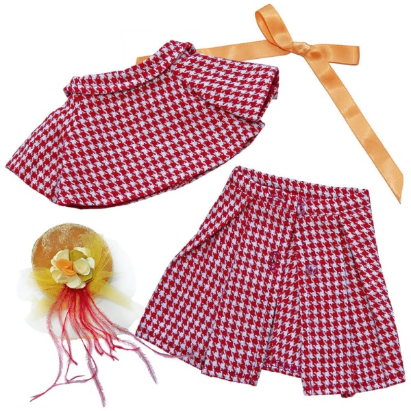 Костюм из твида и шляпка