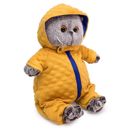 в стеганом комбинезоне