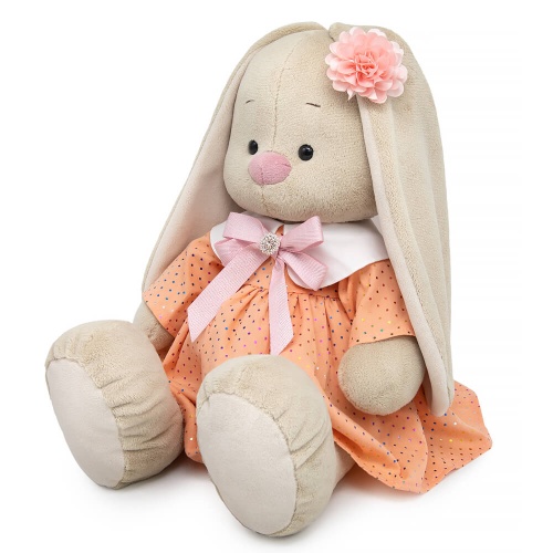 большой в персиковом платье