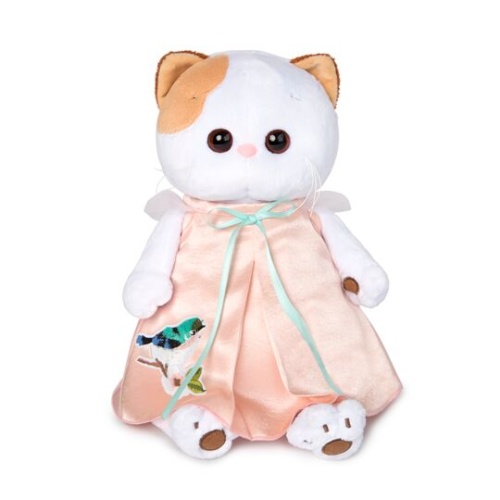 в нежно-розовом платье с птичкой