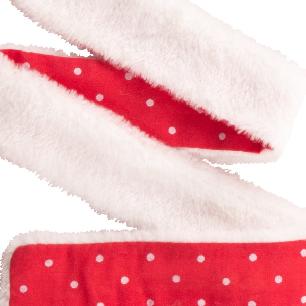 Зеленые штаны в горошек и теплый шарф