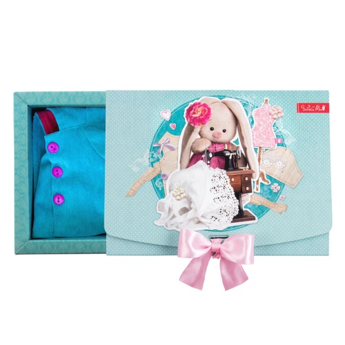 Плащ с капюшоном