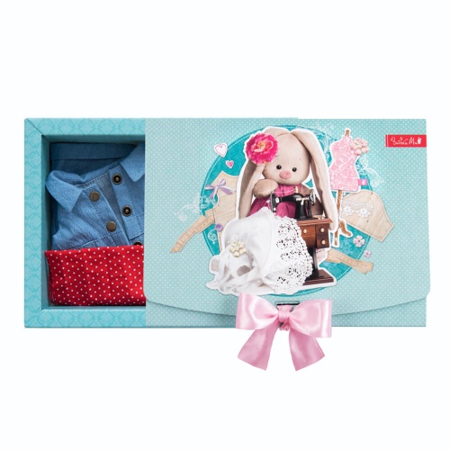 Джинсовый комбинезон и косынка