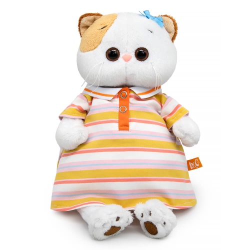 в платье поло