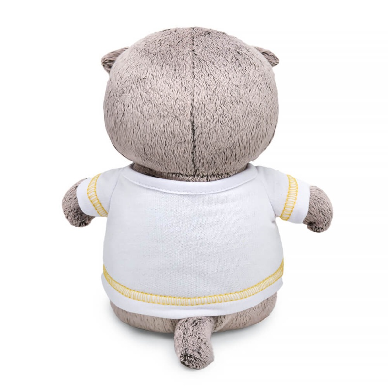 в футболке с автопортретом