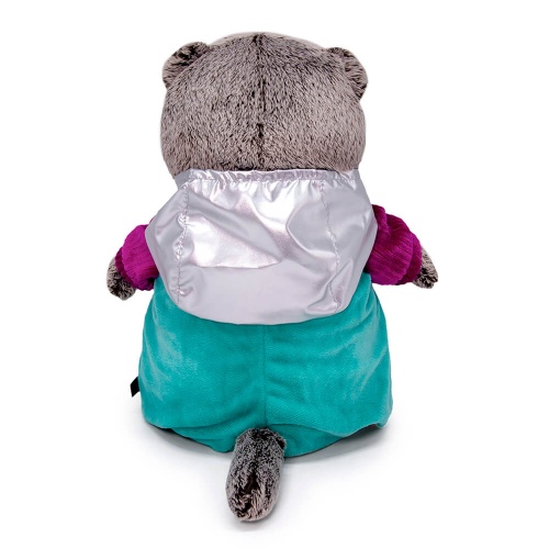 в комбинезоне «Космос»