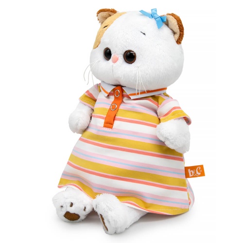 в платье поло