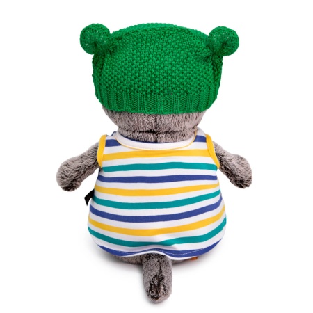 в шапке «Лягушка»