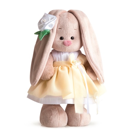 в платье с цветочком