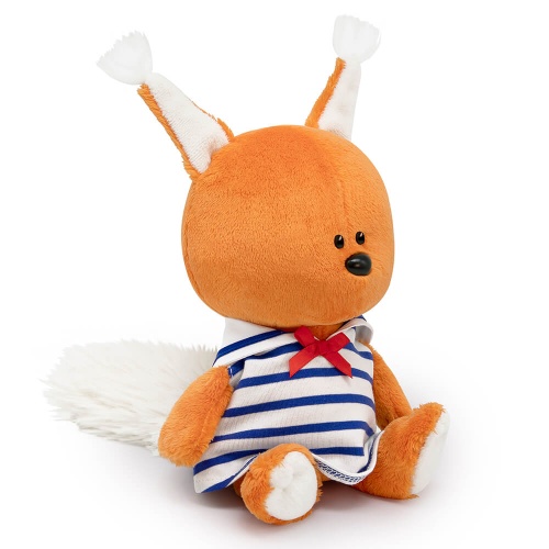 Белка Бика в морском платье